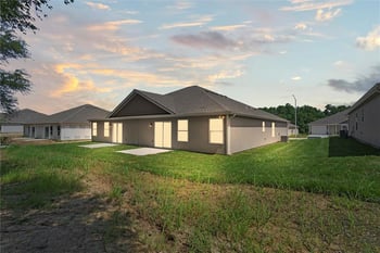 3907-3909 NW 93rd St, Kansas City, MO 64154