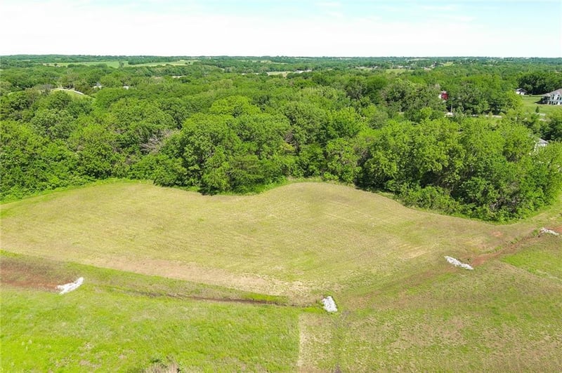 00000 Clearview Dr, Leavenworth, KS 66048