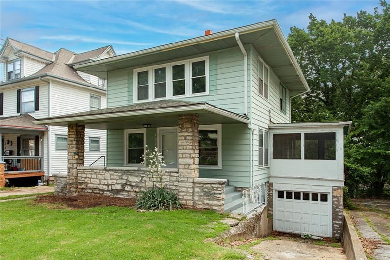 2843 Parkwood Blvd, Kansas City, KS 66104