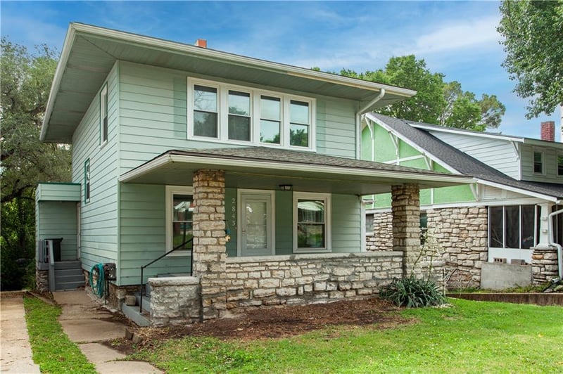 2843 Parkwood Blvd, Kansas City, KS 66104