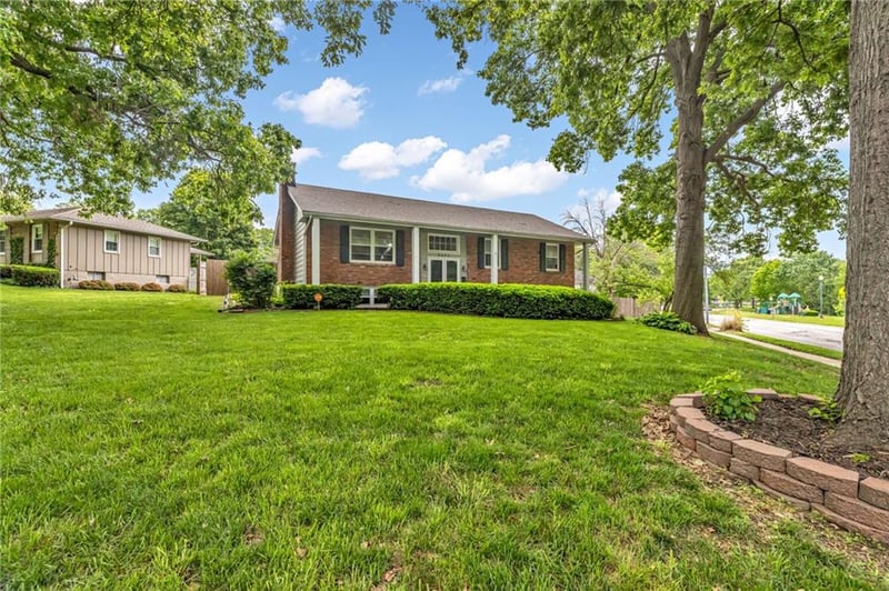 3645 Brentwood St, Independence, MO 64055