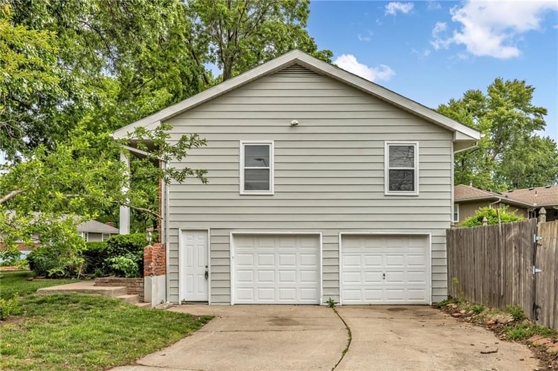 3645 Brentwood St, Independence, MO 64055
