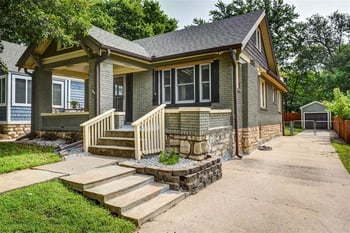 6019 Holmes St, Kansas City, MO 64110