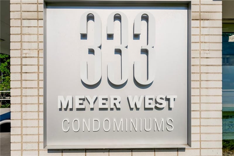 333 Meyer Blvd #615, Kansas City, MO 64113