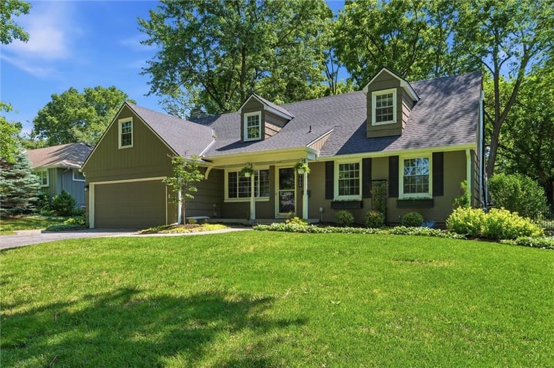 7909 Outlook Ln, Prairie Village, KS 66208