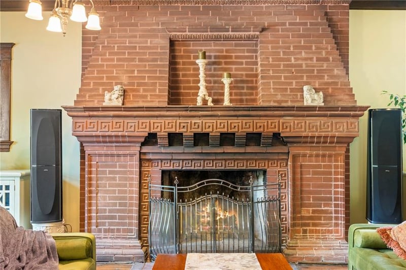 3001 E 6th St, Kansas City, MO 64124