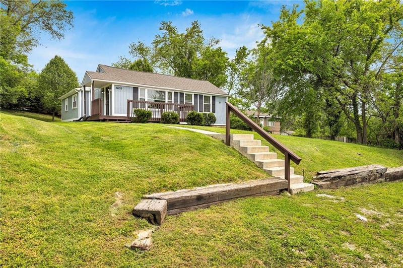 6605 Edison Ave, Kansas City, MO 64151