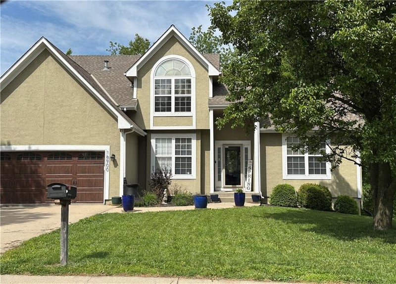 16900 41st Ter, Independence, MO 64055