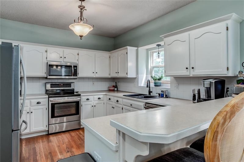 16900 41st Ter, Independence, MO 64055