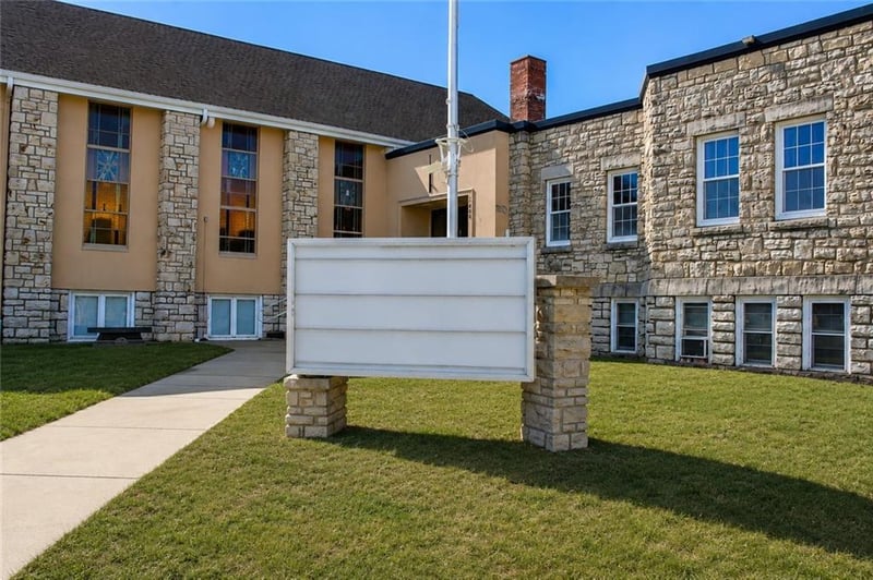 1800 Northern Blvd, Independence, MO 64052