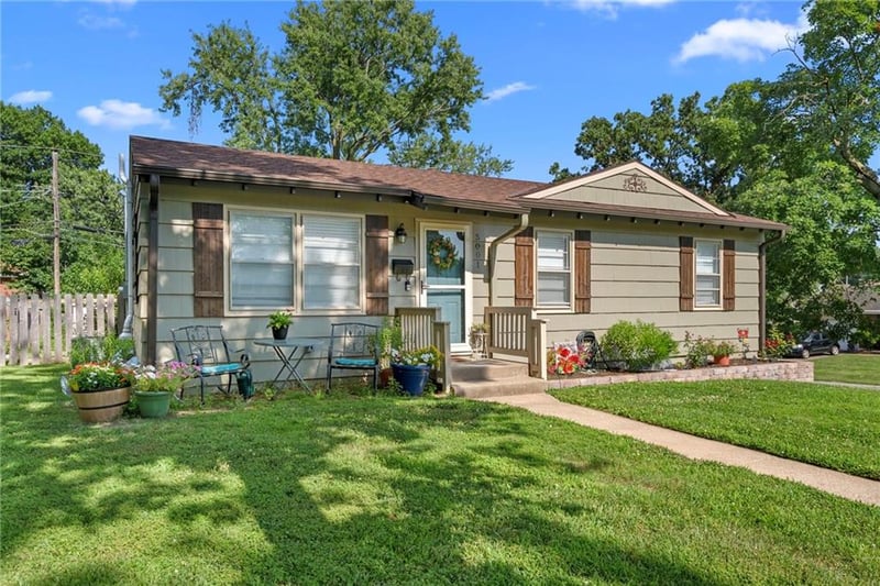 5001 Michigan Ave, Kansas City, MO 64118