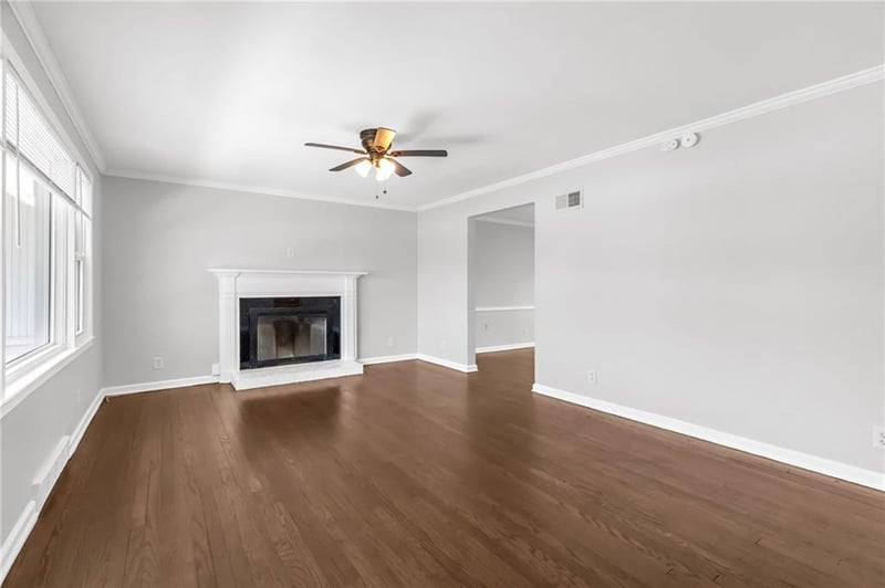7617 Antioch Rd, Overland Park, KS 66204