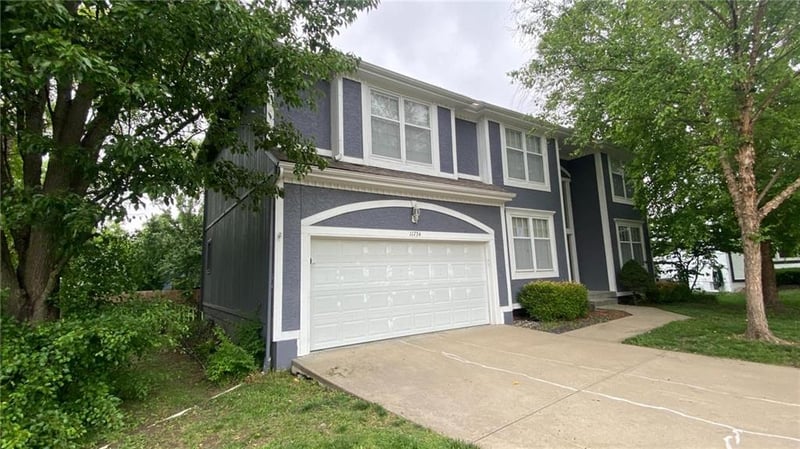 11734 Cody St, Overland Park, KS 66210