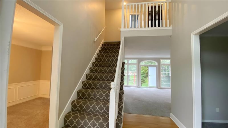 11734 Cody St, Overland Park, KS 66210