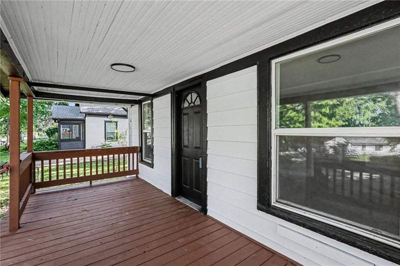 823 Huttig Ave, Independence, MO 64053