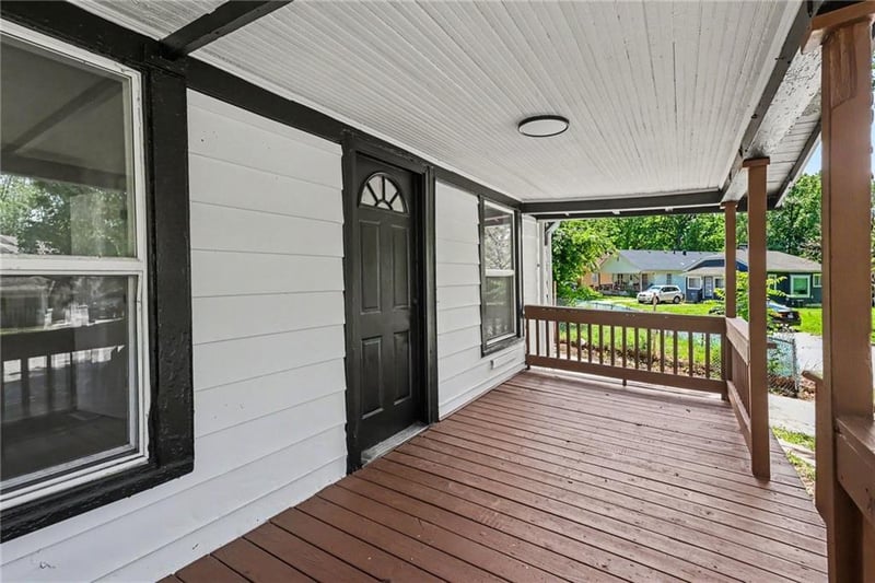 823 Huttig Ave, Independence, MO 64053