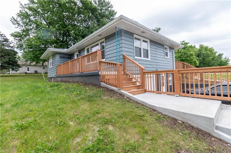 200 Cherry St, Maysville, MO 64469