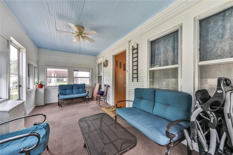208 S 14th St, Independence, KS 67301