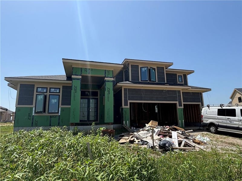 9707 176th Ter, Overland Park, KS 66221