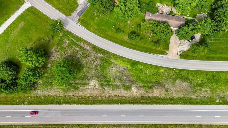 21702 N Main St, Peculiar, MO 64078