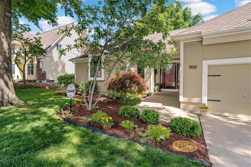 5408 W 153rd St, Leawood, KS 66224
