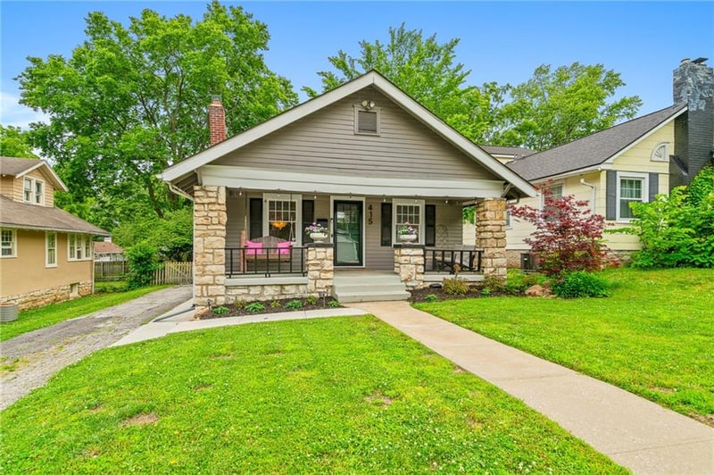 415 E 61st St, Kansas City, MO 64110