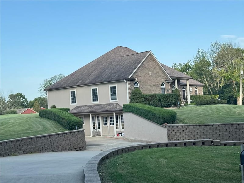 317 Kentucky St, Adrian, MO 64720