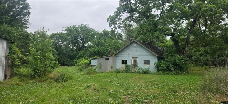 12668 Panama Rd, Nevada, MO 64772