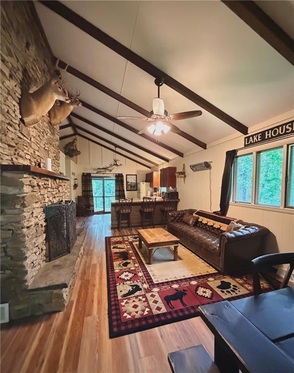 409 Lakeside Dr, Lacygne, KS 66040
