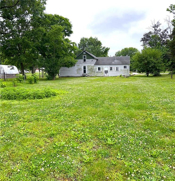 305 Walser Ave, Liberal, MO 64762