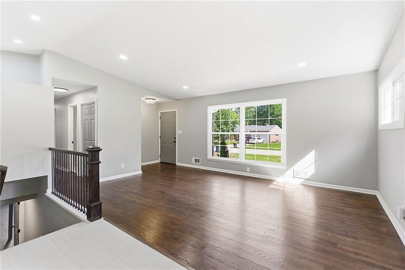 9939 Campbell St, Kansas City, MO 64131