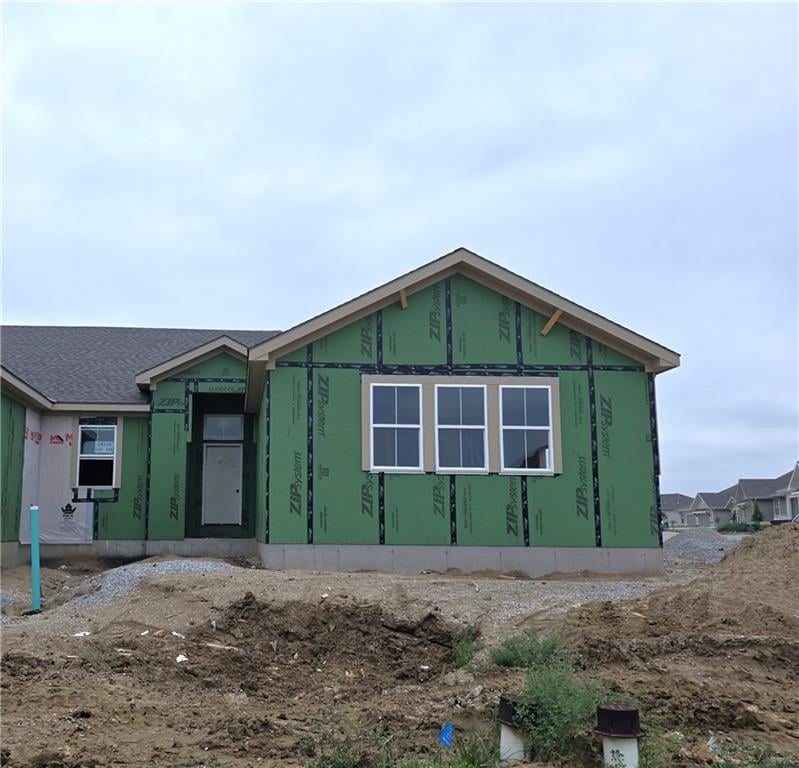 14550 Amanda Ln, Basehor, KS 66007