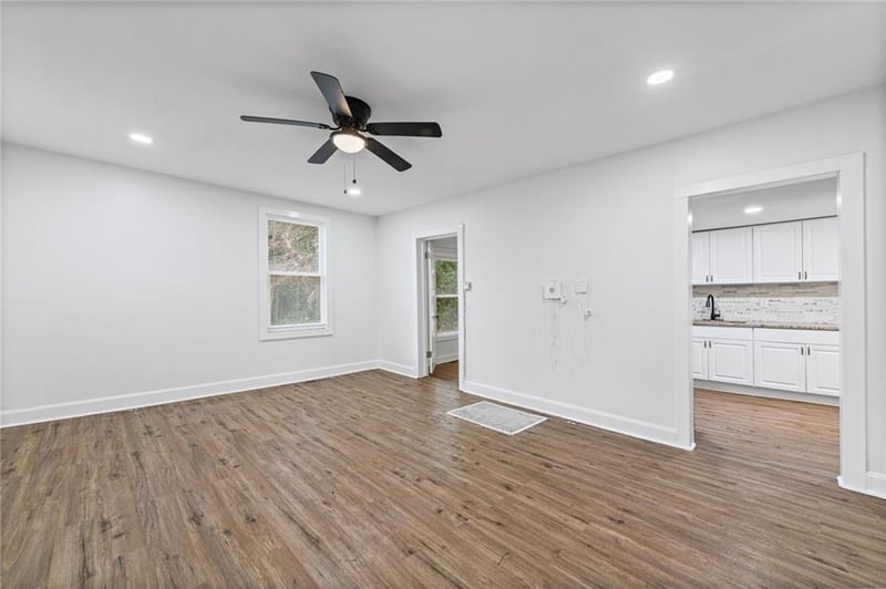3320 Spruce Ave, Kansas City, MO 64128