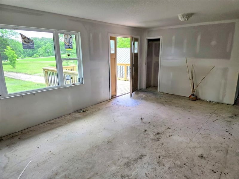 370 131 Hw, Holden, MO 64040