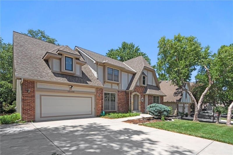 12228 Connell Dr, Overland Park, KS 66213