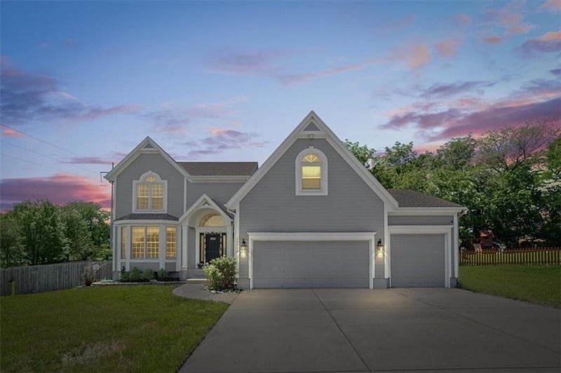 12890 Greenwood St, Olathe, KS 66062