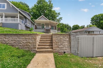 221 N 25th St, Kansas City, KS 66102
