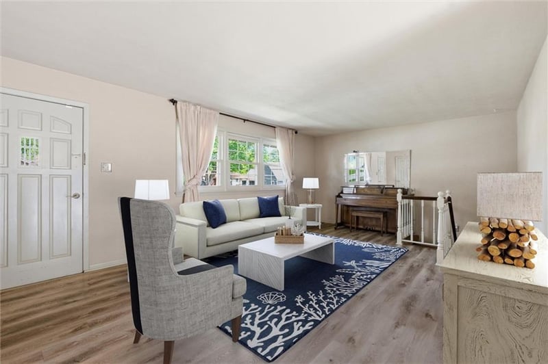 7101 Fulton Rd, Pleasant Valley, MO 64068