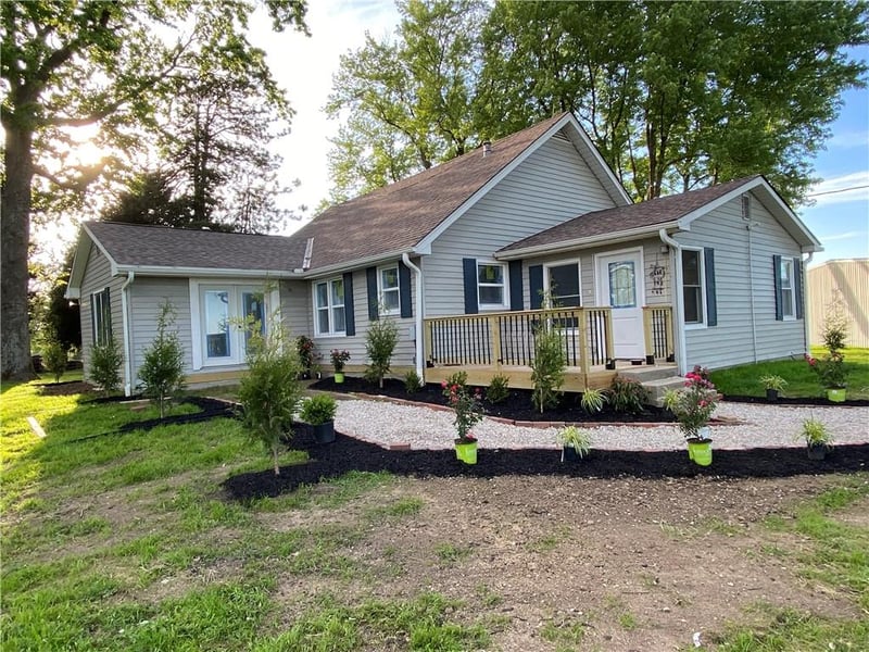 19322 Springdale Rd, Leavenworth, KS 66048