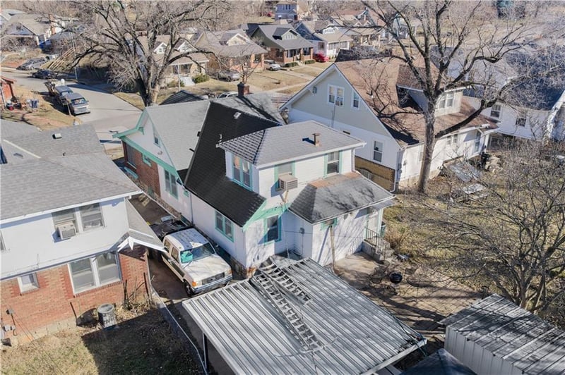5142 Brookwood Ave, Kansas City, MO 64110