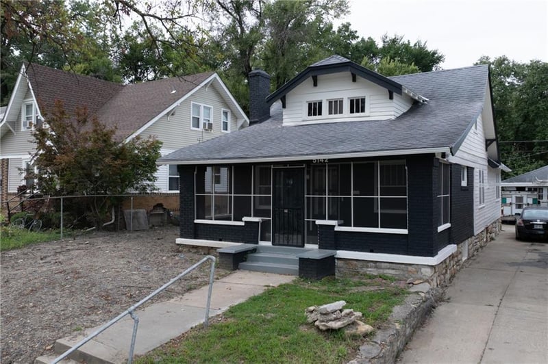 5142 Brookwood Ave, Kansas City, MO 64110