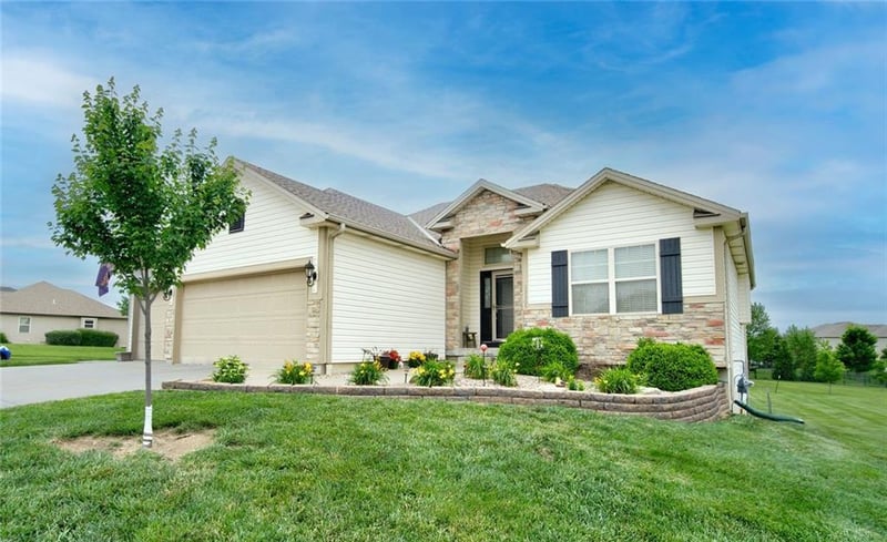 13305 Copper Ridge Dr, Platte City, MO 64079