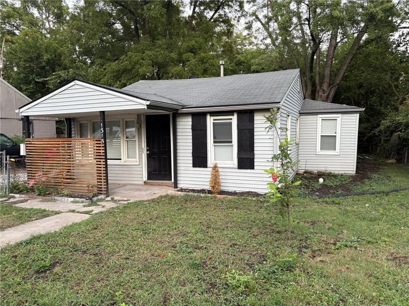1315 Pope Ave, Independence, MO 64055