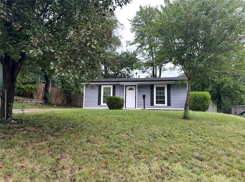 4722 Ottawa St, Kansas City, KS 66106