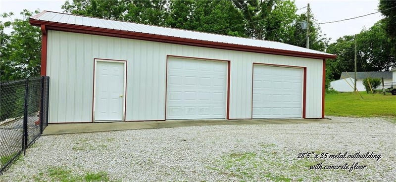 26577 Sweetberry Dr, Warsaw, MO 65355