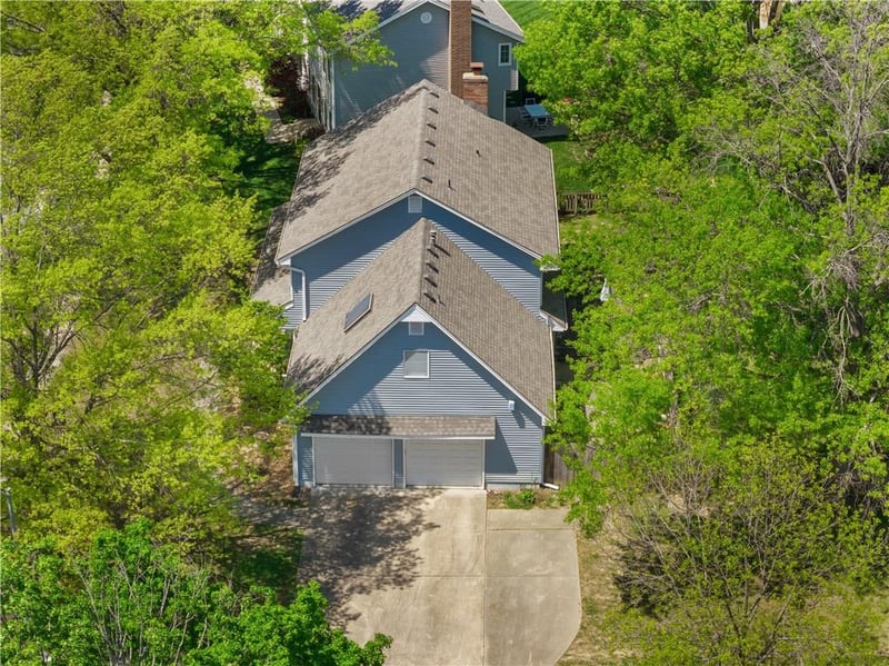 12304 63rd Ter, Kansas City, MO 64133