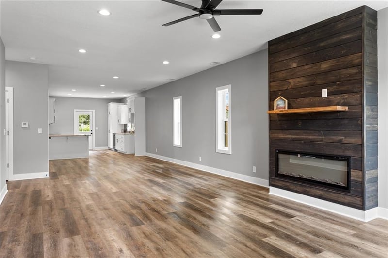 214 Park St, Linwood, KS 66052