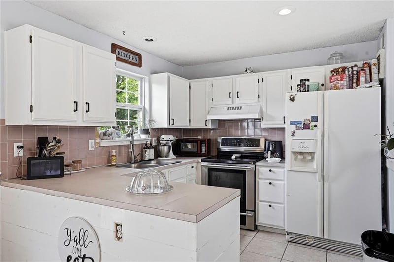 17460 Agnes St, Gardner, KS 66030