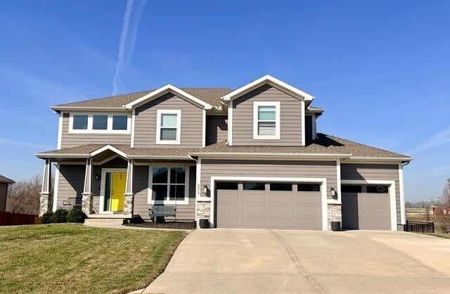 6416 142nd St, Basehor, KS 66007