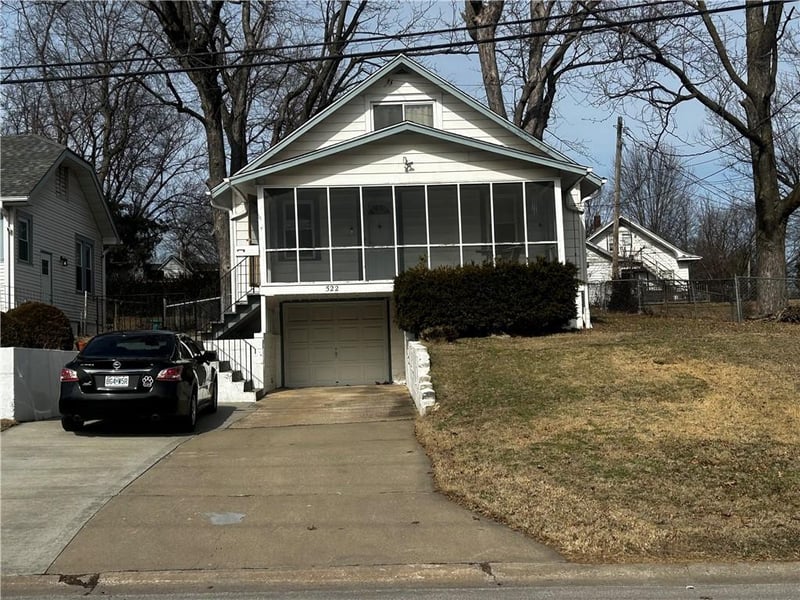 522 Walnut St, Independence, MO 64050